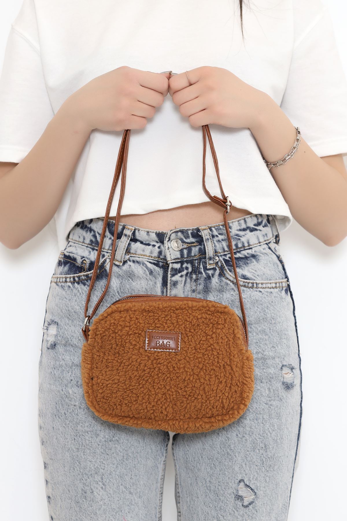 Peluş Çapraz Çanta Taba - 17340.1624.