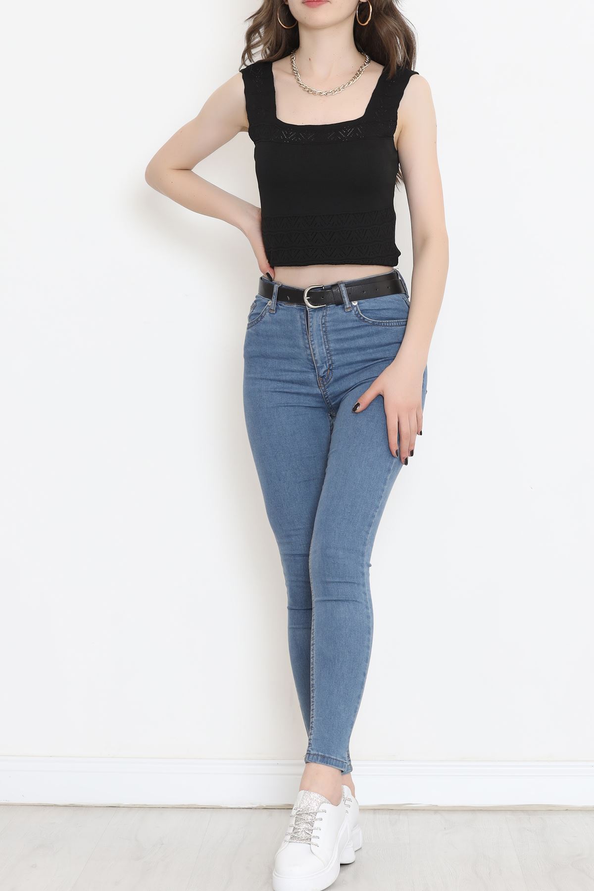 Kare Yaka Ajurlu Atlet Siyah - 944.1019.