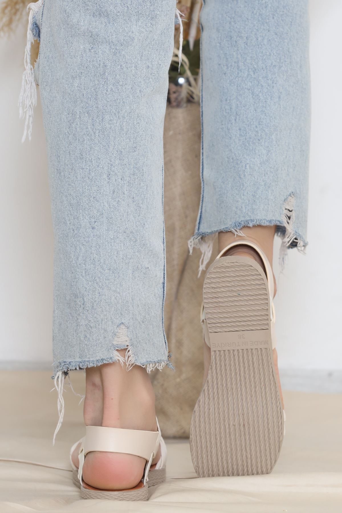 Örgü Detay Sandalet Bej - 11413.264.