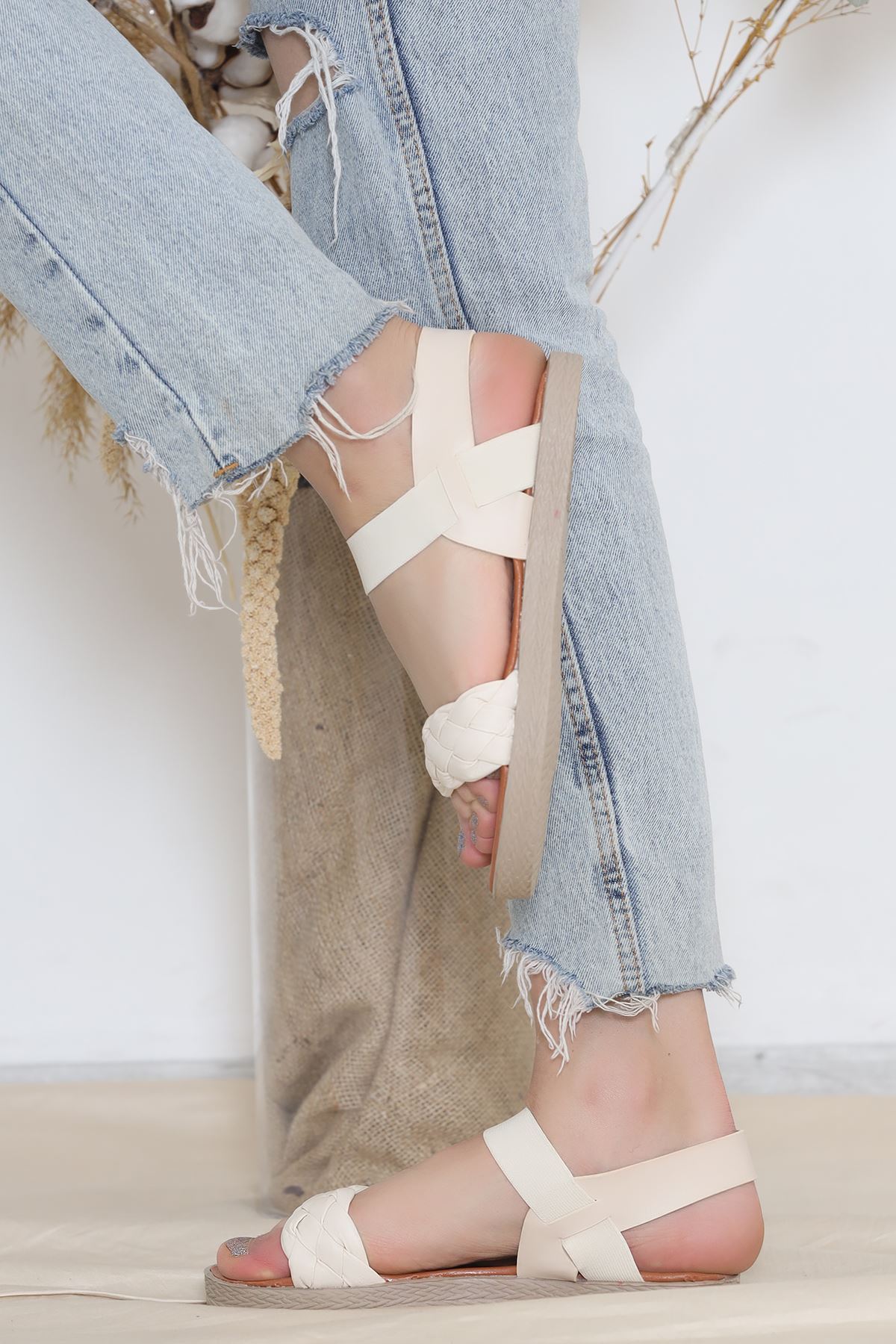 Örgü Detay Sandalet Bej - 11413.264.