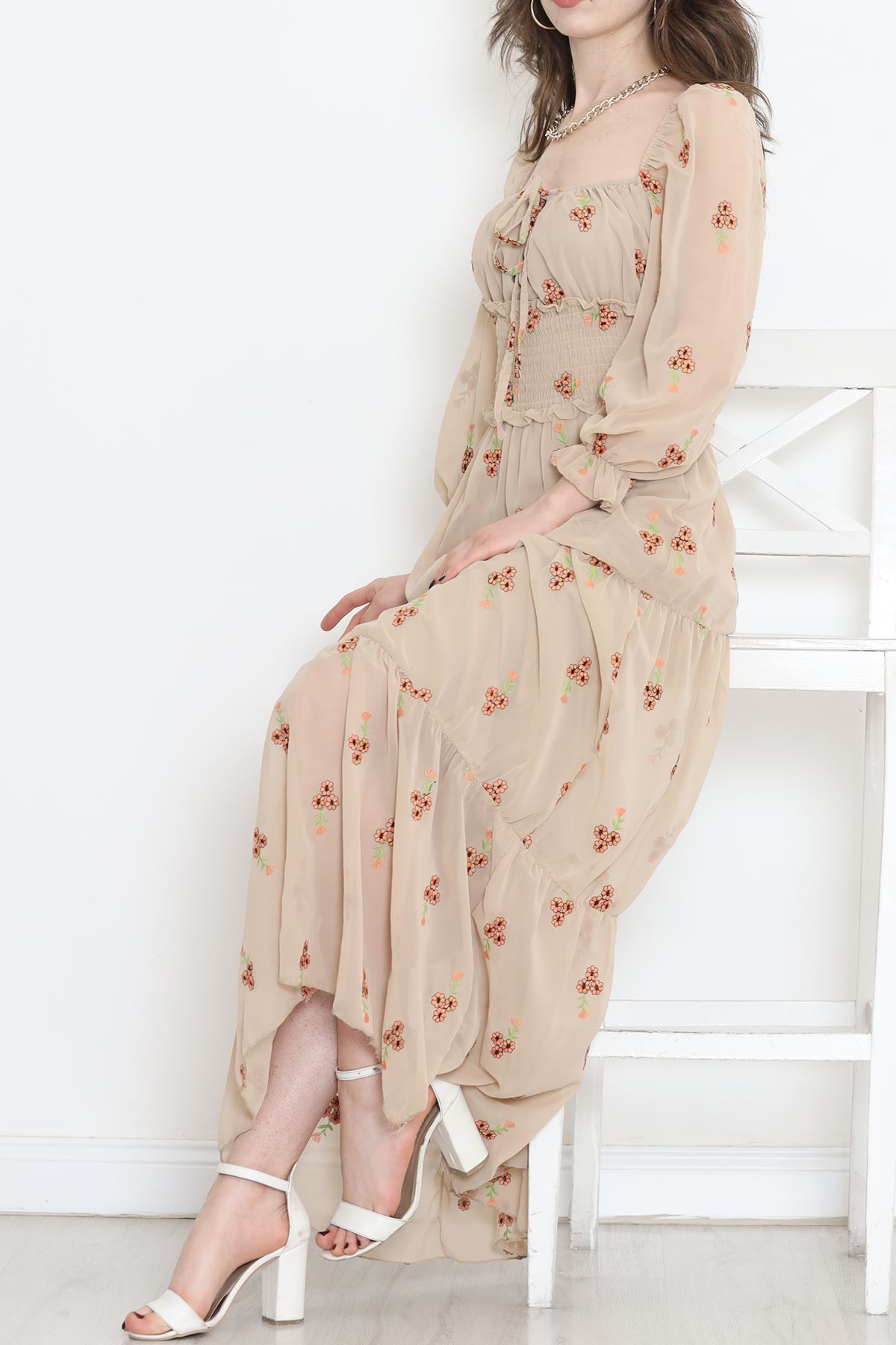 Nakışlı Şifon Elbise Bej - 5198.1322.