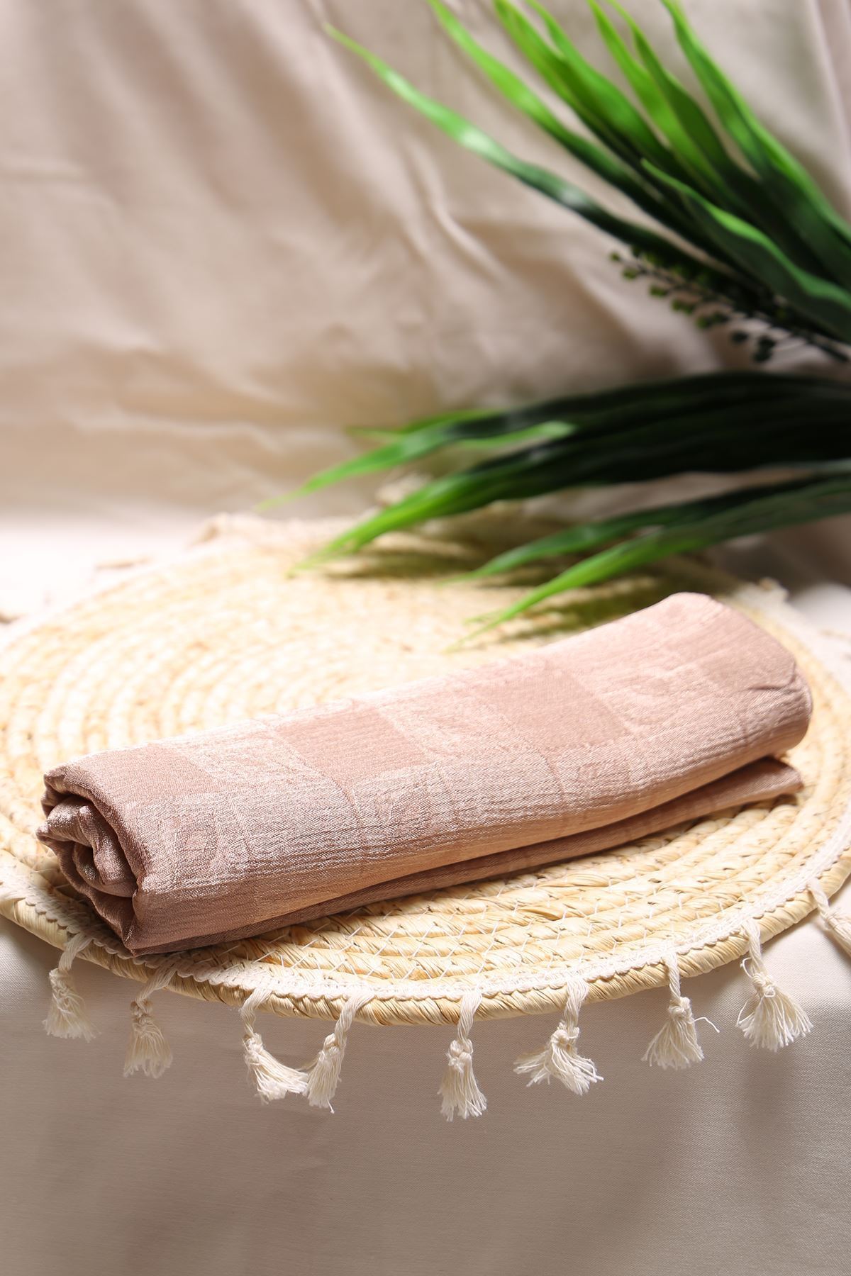 Damla Dama Desen Jakar Şal Vizon - 16618.1596.