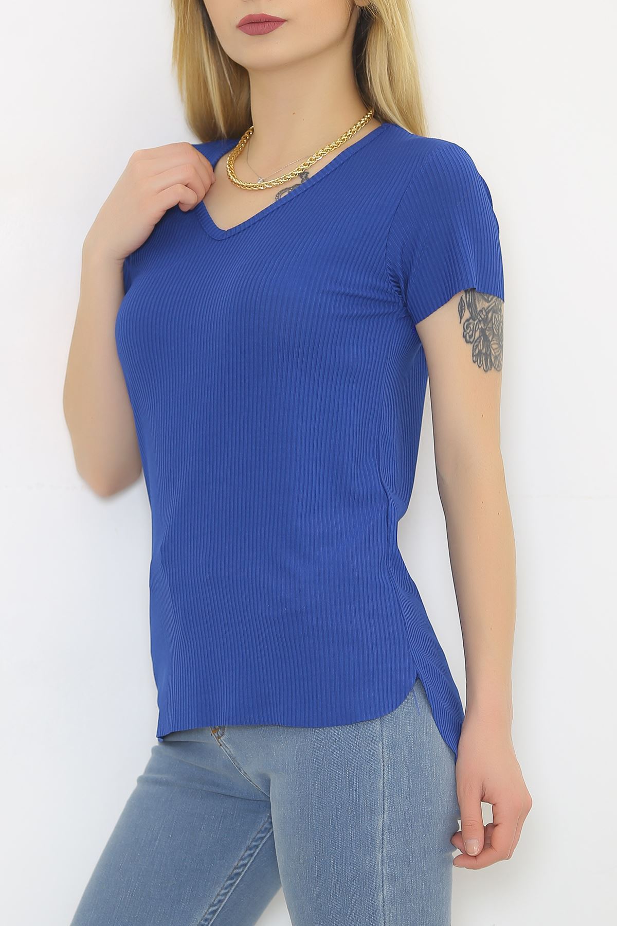 V Yaka Kaşkorse Tişört Saks - 1988.555.