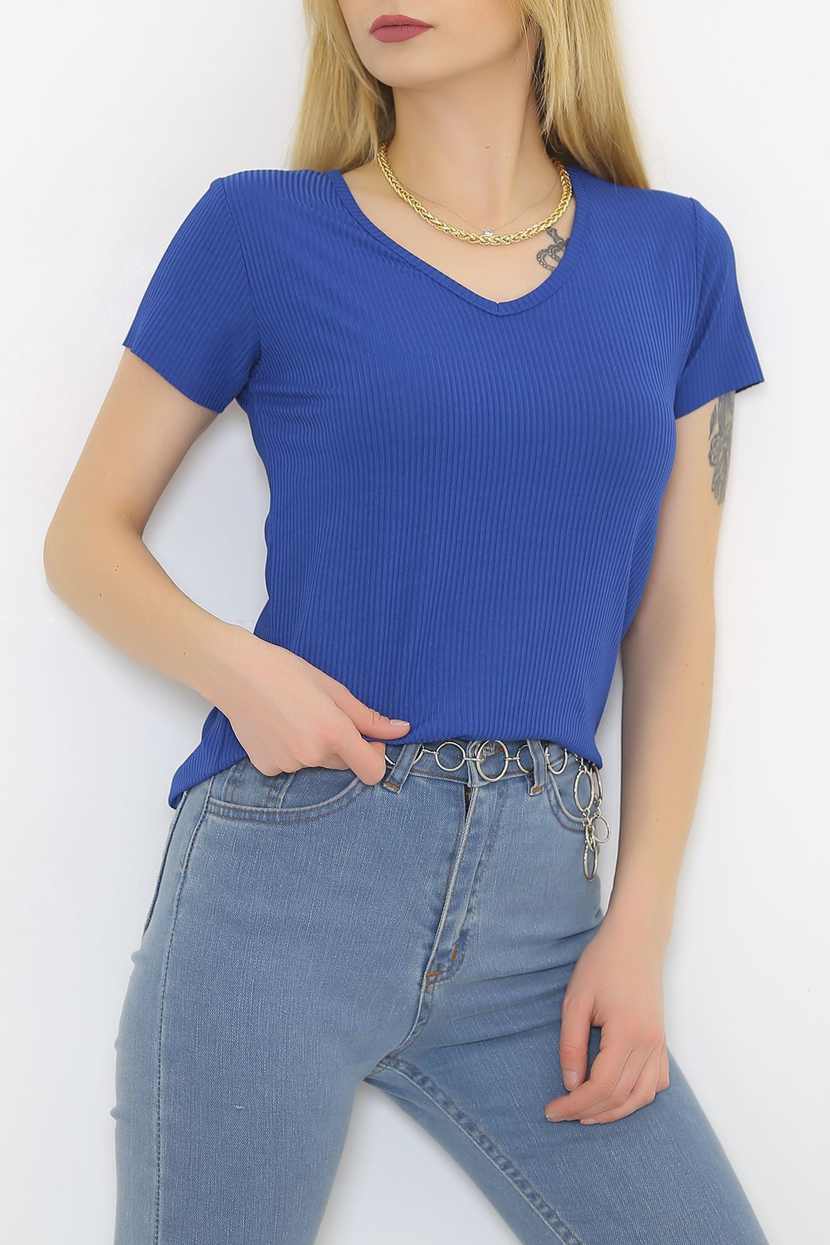 V Yaka Kaşkorse Tişört Saks - 1988.555.