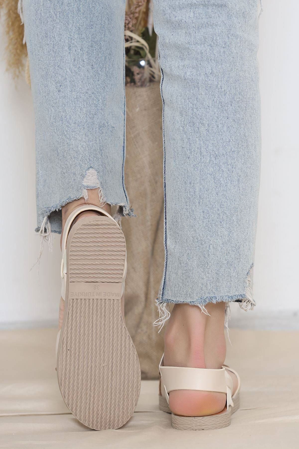 Boncuklu Sandalet Bej - 11412.264.