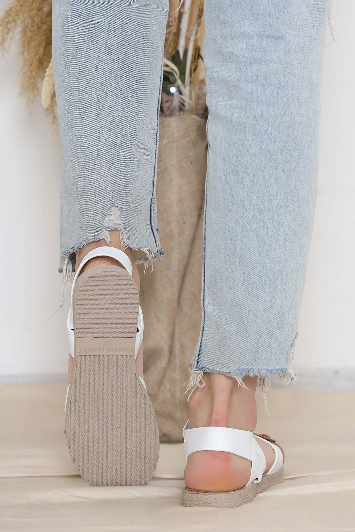 Boncuklu Sandalet Beyaz - 11412.264.