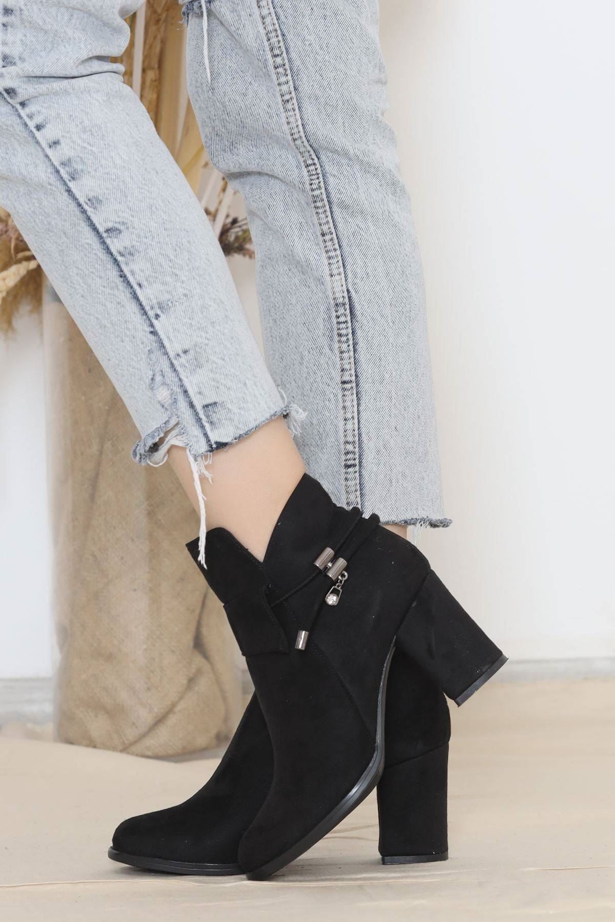 7 Cm Topuklu Bot Süetsiyah - 10034.264.