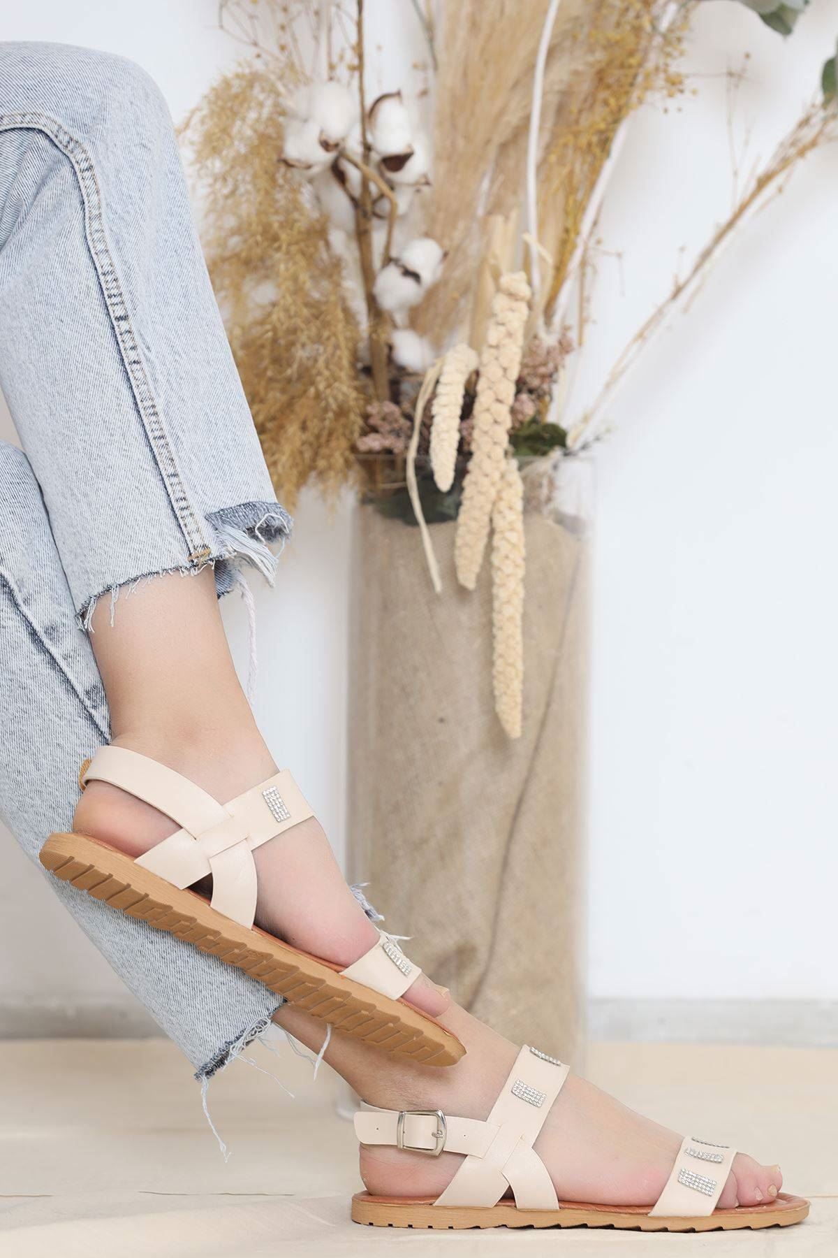 Taşlı Sandalet Krem - 11771.264.