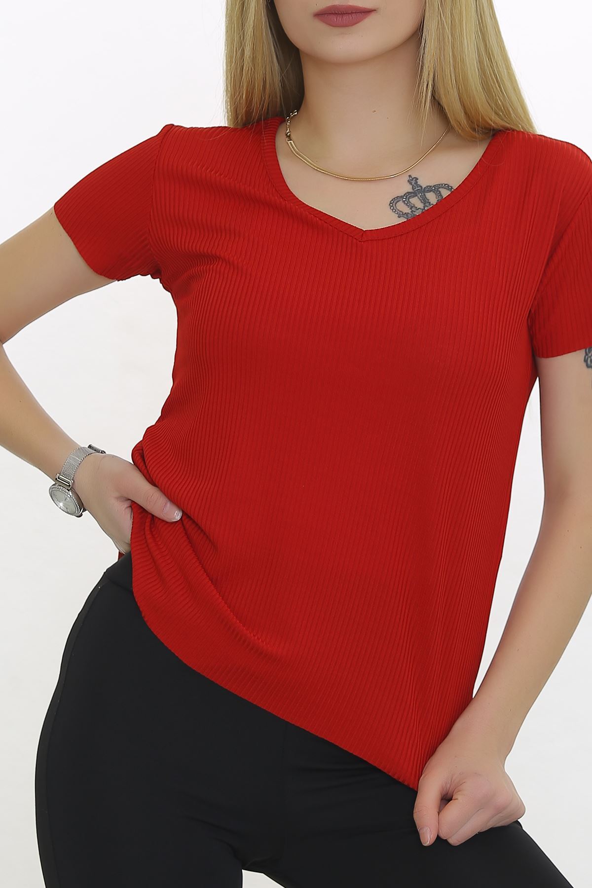 V Yaka Kaşkorse Tişört Kırmızı - 1988.555.