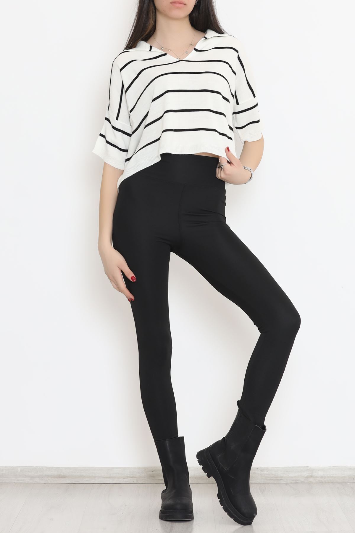 Gömlek Yaka Çizgili Triko Kemiksiyah - 11182.1323.