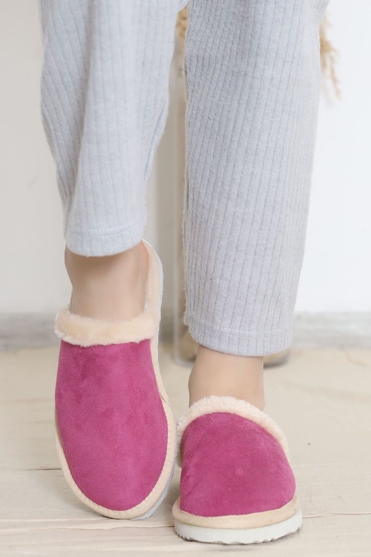 Süet Terlik Fuşya - 15561.264.