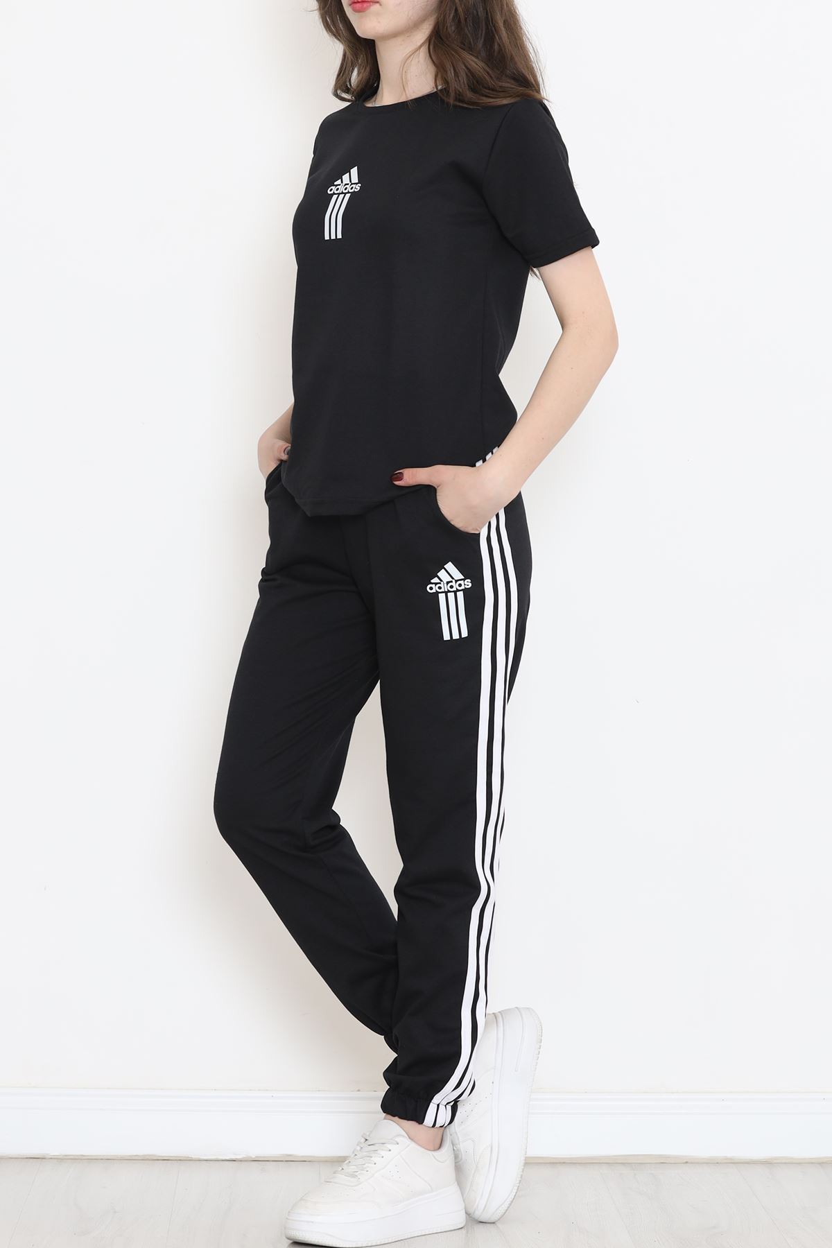 Şeritli Baskılı Eşofman Takımı Siyah - 16599.5238.