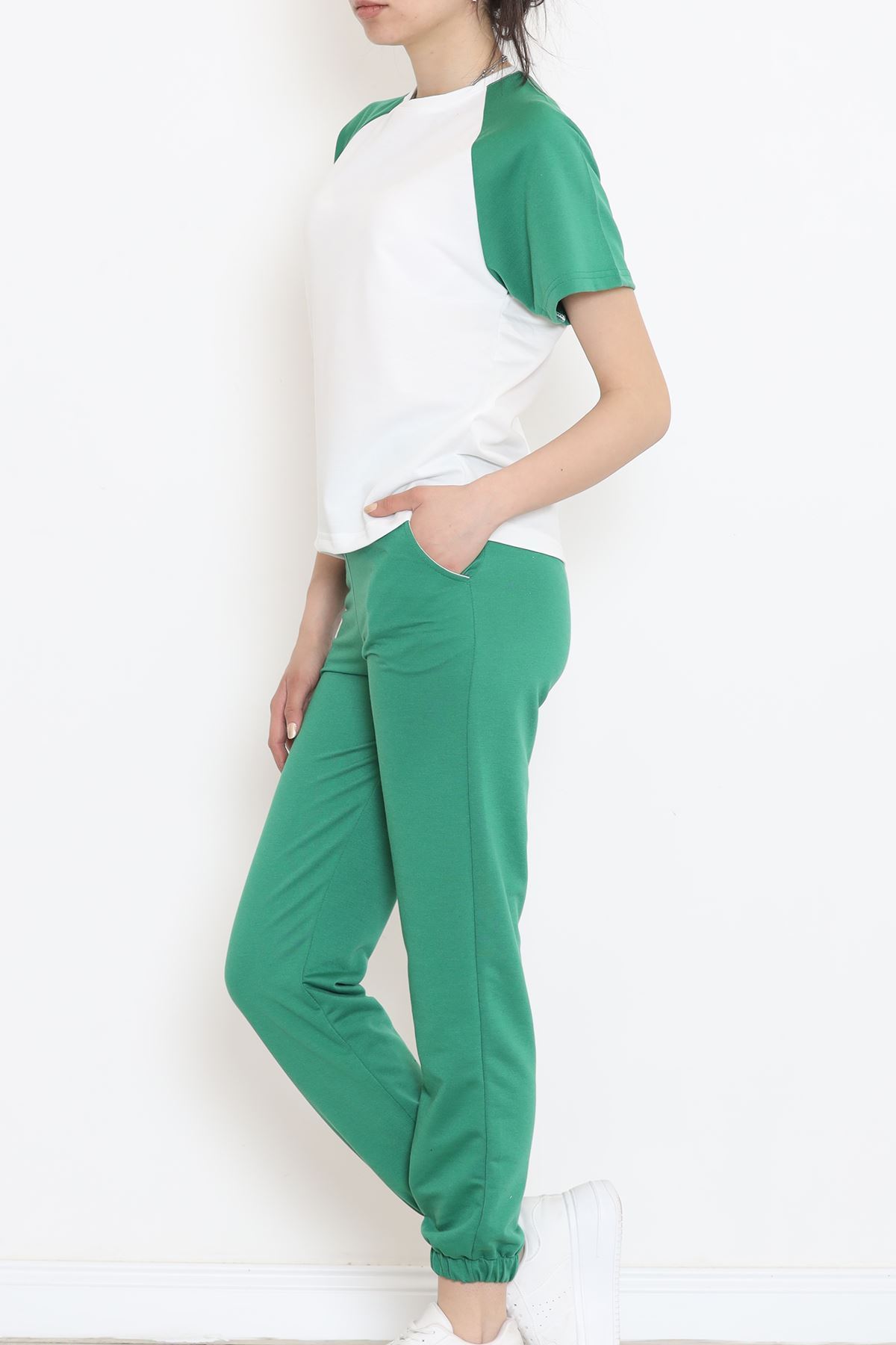 İki Renkli Eşofman Takımı Yeşilbeyaz - 16606.5238.