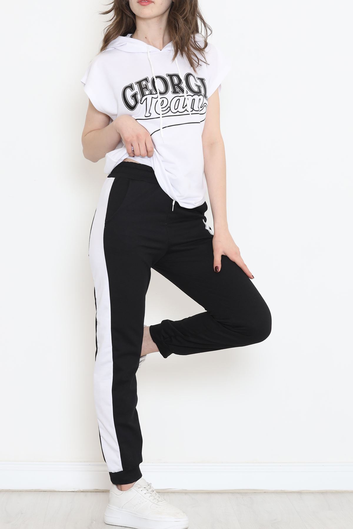 Kapşonlu Baskılı Eşofman Takımı Beyazsiyah - 16600.5238.