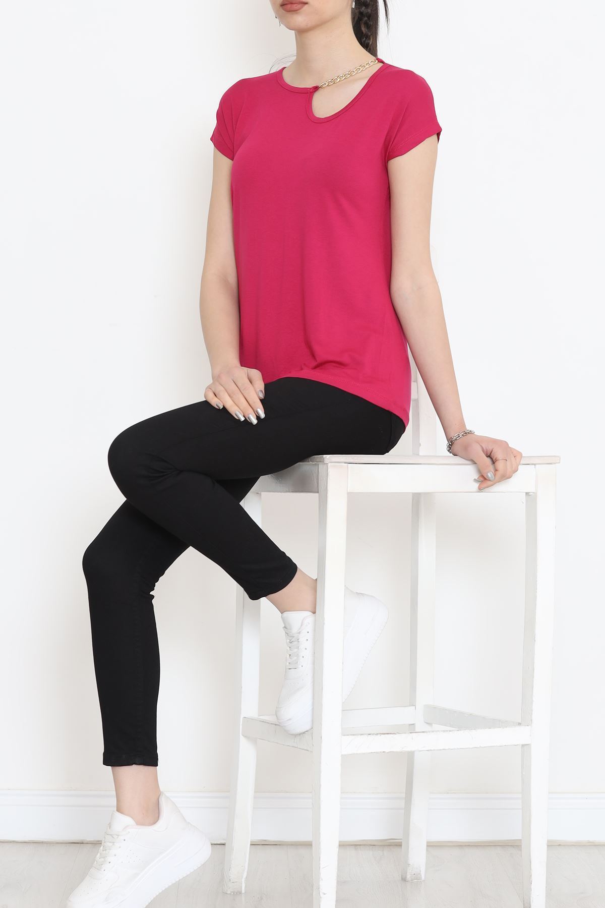 Yaka Zincir Detaylı Bluz Fuşya - 18156.599.